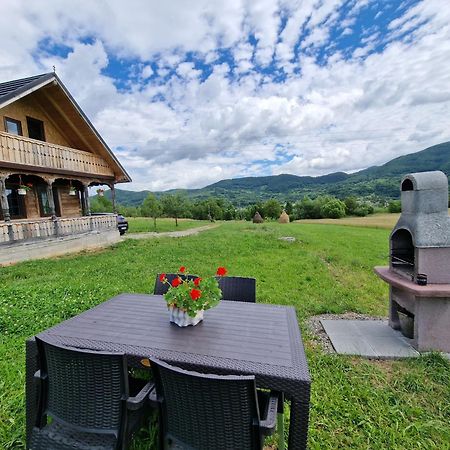 Villa Casa Bunicilor Din Oncesti Extérieur photo